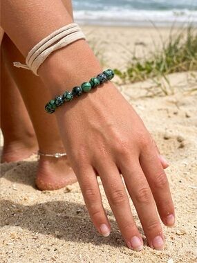 5/$15 🩷 MUST BUNDLE Green Beaded Stretch Bracelet